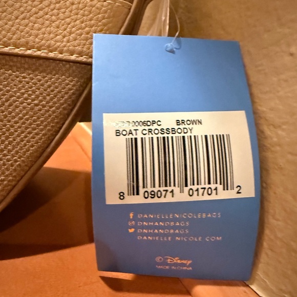 NWT Danielle Nicole x Disney Jungle Cruise Crossbody Bag - Picture 4 of 5